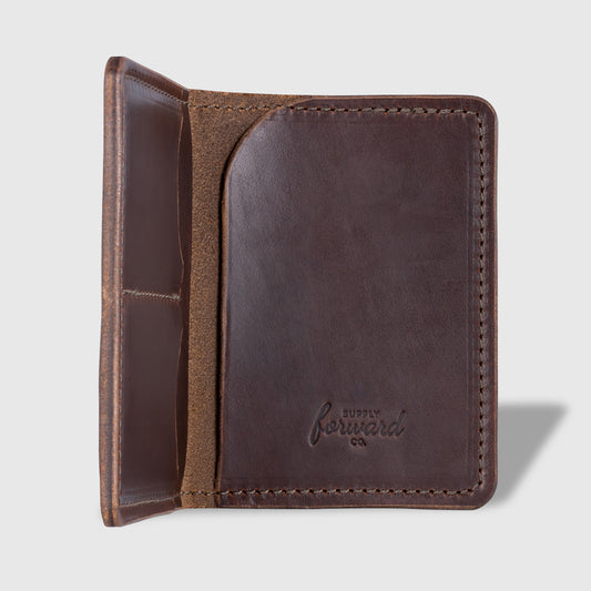 THE PASSPORT WALLET - Brown