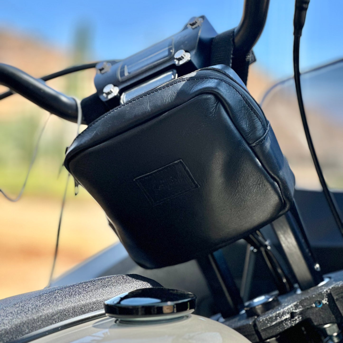 THE HANDLEBAR BAG - Black